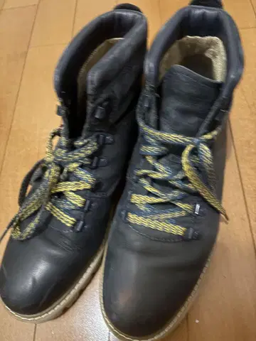 [캐터필러] 가죽 하이컷 부츠 블랙