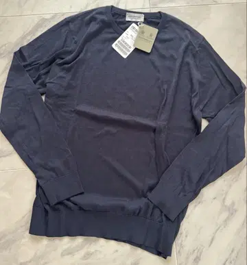 [미사용 새상품] JOHN SMEDLEY 크루넥 니트
