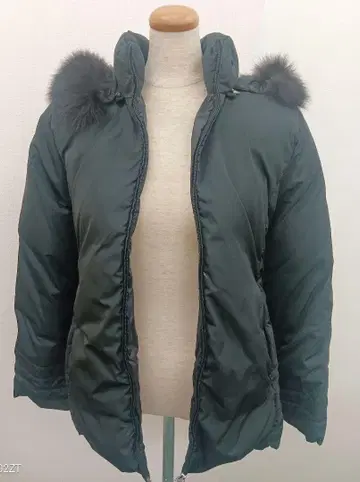 새상품급 MONCLER 다운 자켓 퍼 후드 포함 여성용 블랙