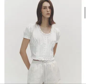 NOIRNINE 블라우스 화이트
