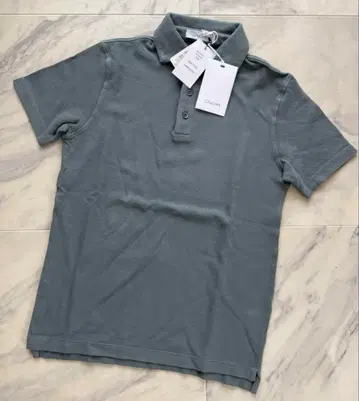 [미사용 새상품] 쿠루치아니 사슴 무늬 피케 셔츠