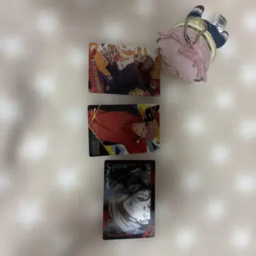 이타도리 유우지 카드 세트와 봉제 인형
