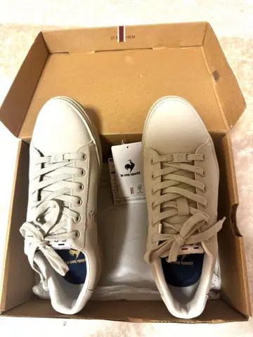 le coq sportif 르꼬끄 스니커즈 23.5cm 사용 1회