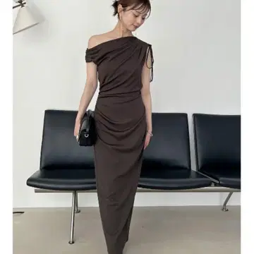 SNIDEL 드레이프컷 원피스