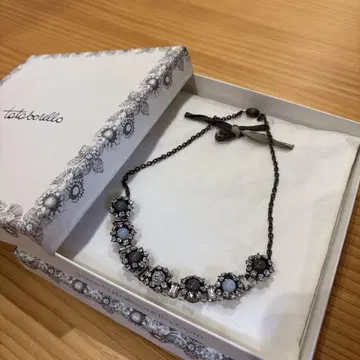 타타 볼레로 비쥬 목걸이