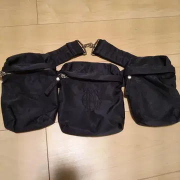 장 폴 고티에 힙색 웨이스트백 블랙 JPG