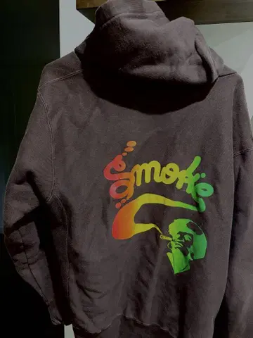 Smokie 그래픽 후드티 다크 브라운 원러브