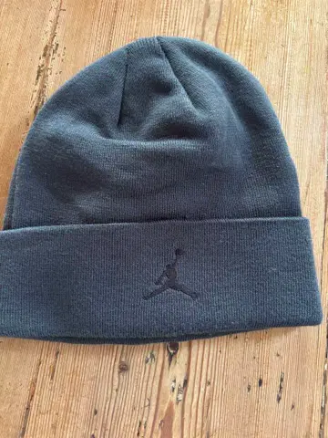 그레이 니트 모자 점프맨 AIR