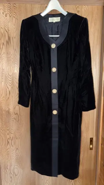 블랙 벨벳 롱 드레스 지방시