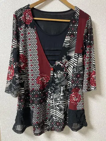 T's Beaute 티즈보테 앙상블 티셔츠 일본풍 패턴 새상품급 중고
