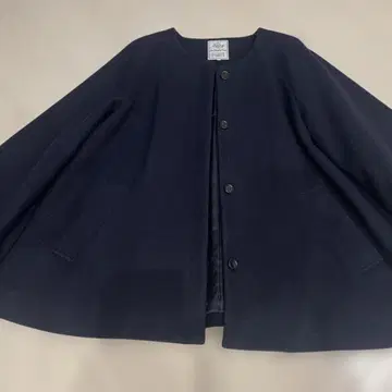 빔즈 네이비 노카라 하프 코트