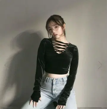 ANDMARY 헤이즐 리본 상의