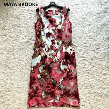 MAYA BROOKE 마야브룩 원피스 꽃무늬 슬리브리스 무릎 기장