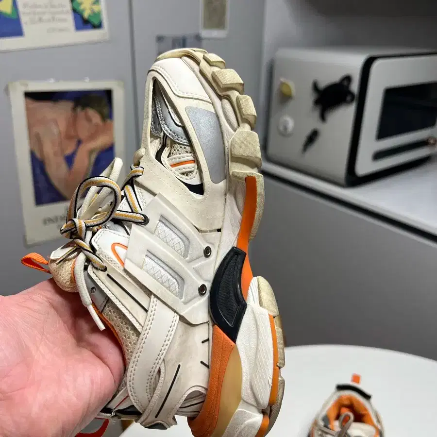 발렌시아가 트랙 화이트/오렌지 35사이즈