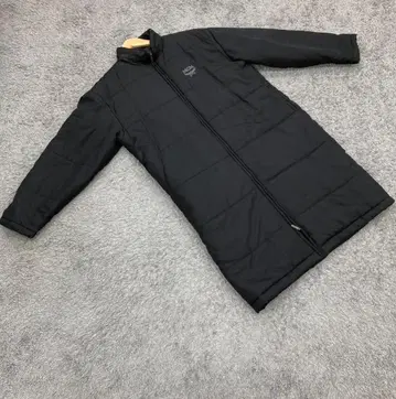 MCM [ XL 상당 ] 다운 자켓/벤치 코트 로고 자수