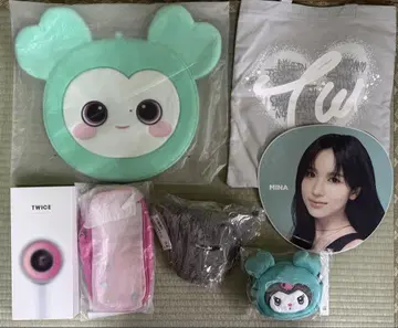 TWICE 굿즈