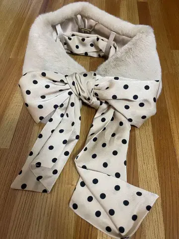 Lily Brown 퍼 티펫