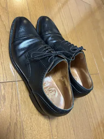 스코치 그레인 블랙 가죽 가죽 신발