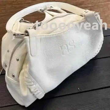 Ason 화이트 숄더백