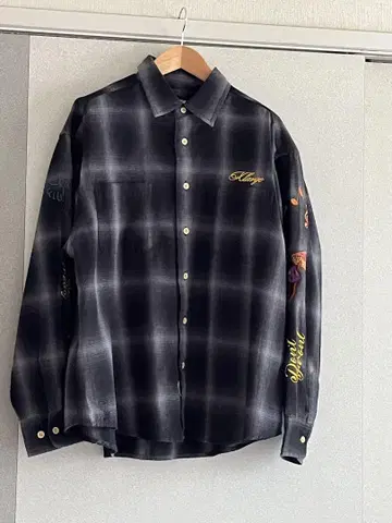 체크 무늬 자수 긴팔 셔츠 xlarge M 사이즈