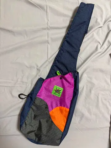 브레인 데드 숄더백 바디백