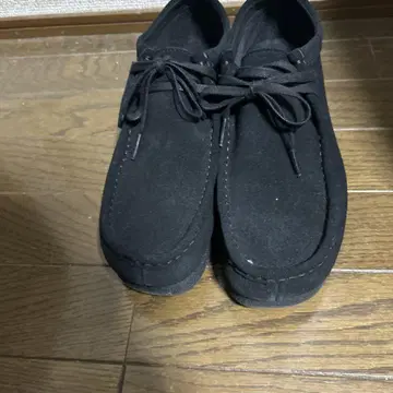 Clarks 블랙 모카신