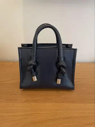 ZARA 핸드백