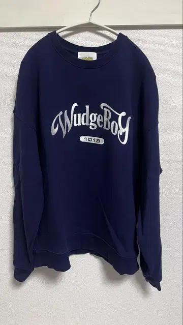 WudgeBoy 네이비 맨투맨 트레이닝복