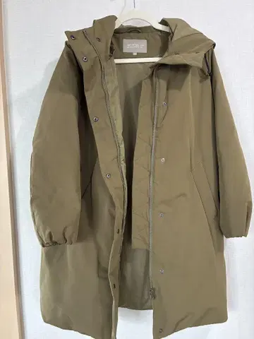 UNITED ARROWS 후드 부착 다운 자켓 38