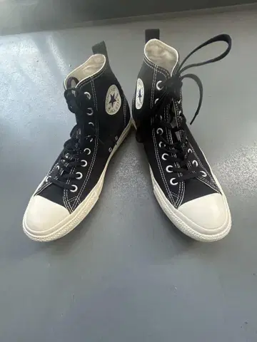 Converse 블랙 하이컷 스니커즈