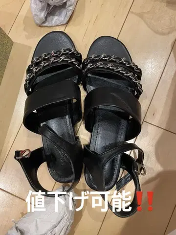 [ 가격 인하 가능 ] MIMICEL 블랙 체인 장식 샌들