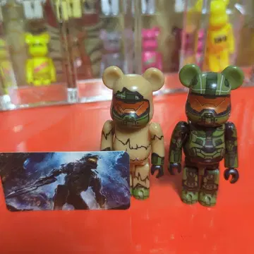 베어브릭 HERO HALO 양면 set