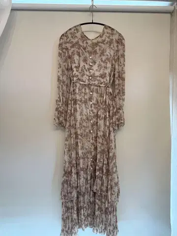 [rielle riche 리엘리셰] 플라워 쉬폰 플리츠 원피스