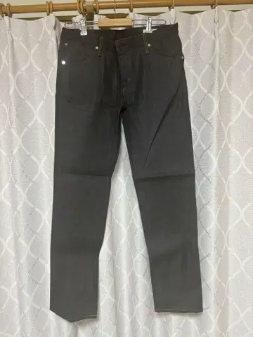 FACTOTUM 다크 그레이 슬림핏 데님 32인치