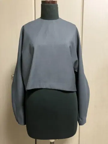 새상품 금자 아야 콜라보 emmi 에미 풀오버