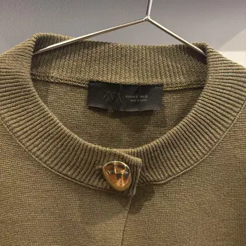 ZARA 올리브 그린 니트 숏 슬리브 반팔