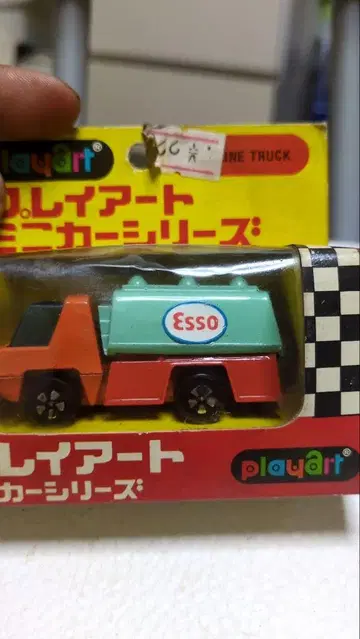 playart B-36 탱크로리 ESSO