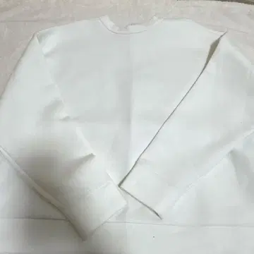 화이트 크루넥 트레이닝복