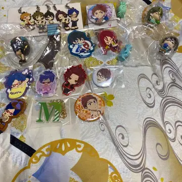 Free! 굿즈 묶음 판매