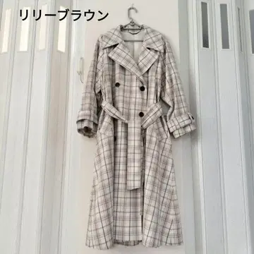 릴리 브라운, 체크 무늬 트렌치코트