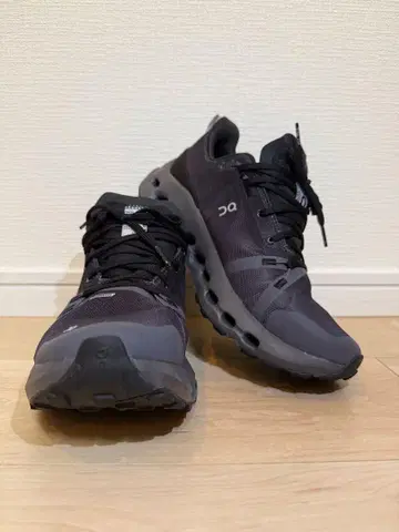 ON 스니커즈 Cloudsurfer Trail Waterproof