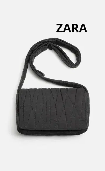 나일론 퀼팅 크로스 바디백 ZARA