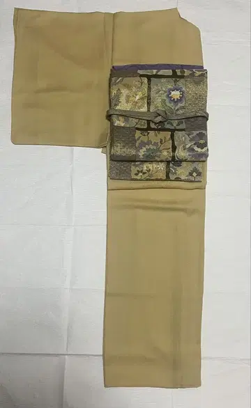 이로무지 순수 실크 베이지 골드