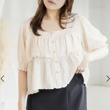 CLETTE 오리지널 버튼 디자인 티어드 풀오버