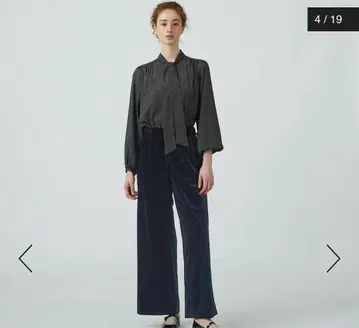 투모로우랜드 Ballsey 매트 벨로아 이지 스트레이트 팬츠 34