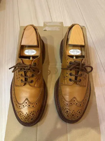 트리커스 버튼 에이콘 UK 7 Tricker's BOURTON