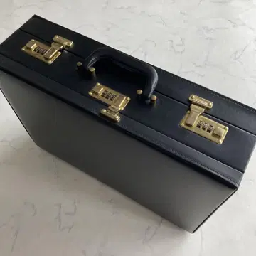 [ 새상품급 ] 가죽 아타셰 케이스 브리프 케이스 블랙