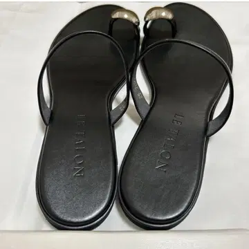 [ 미사용 새상품 ] LE TALON 메탈링 샌들 XL 사이즈 블랙 A