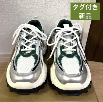 미사용 새상품 택 포함 지나시스 오버랩 통굽 스니커즈 L