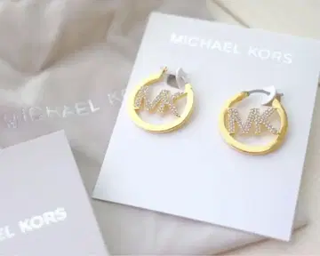 MICHAEL KORS MK 로고 귀걸이 비쥬 후프 귀걸이 골드